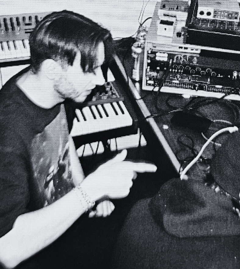 Hovland in the studio, 2024.